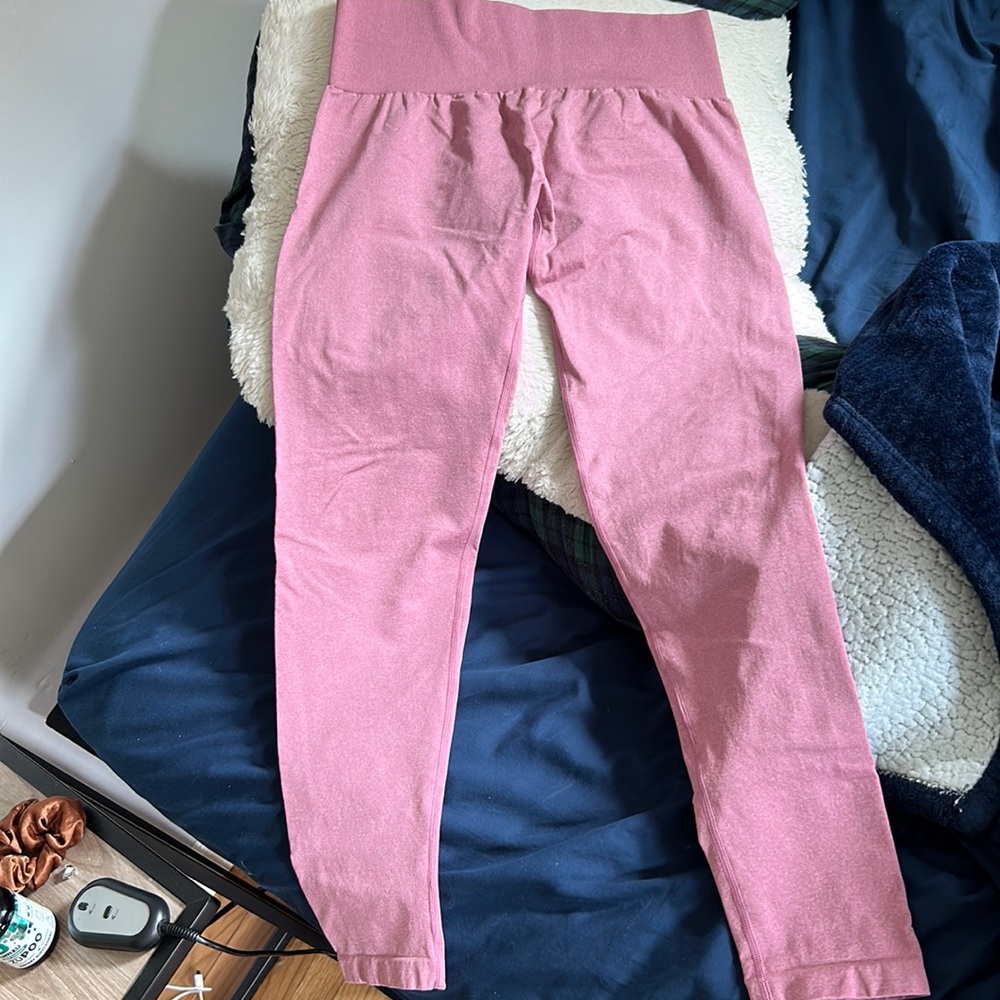 NVGTN contour leggings